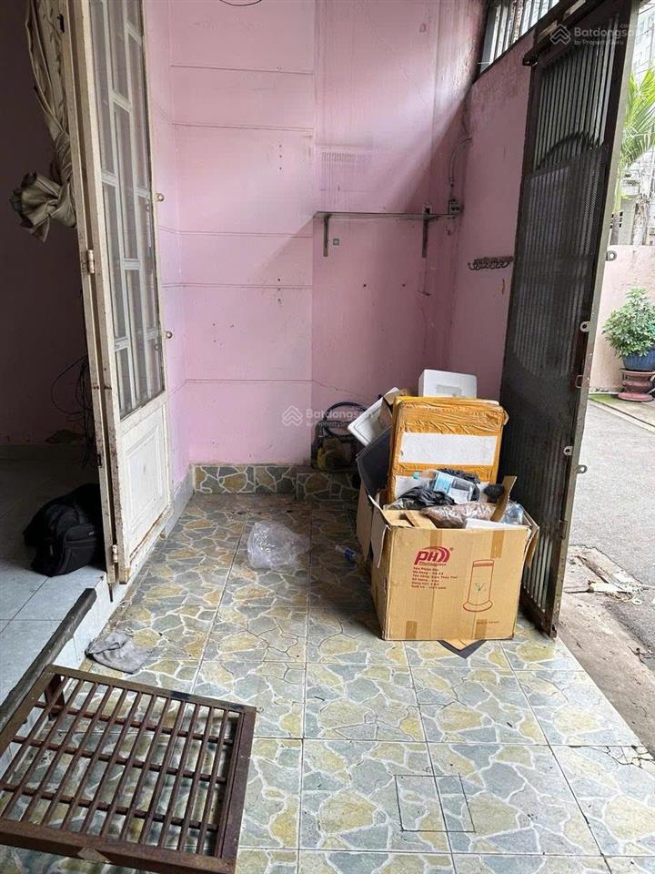 Bán nc4 54m2 gần chợ bà hoa, p12, q.tân bình, giá 6.5 tỷ tl