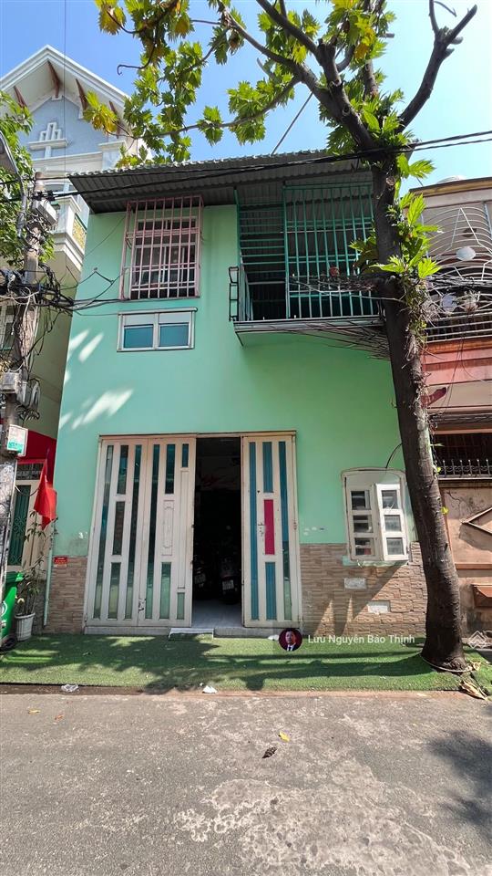 Nhà vị trí kinh doanh sát ga t3, đ. nhất chi mai, p13, q.tb, chỉ 9.8 tỷ tl
