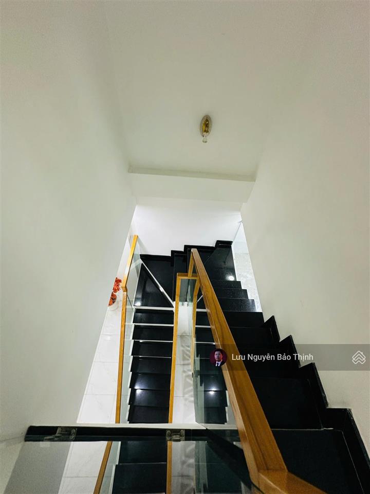 Bán nhà khu k300, p12, q.tân bình, giá 9 tỷ tl