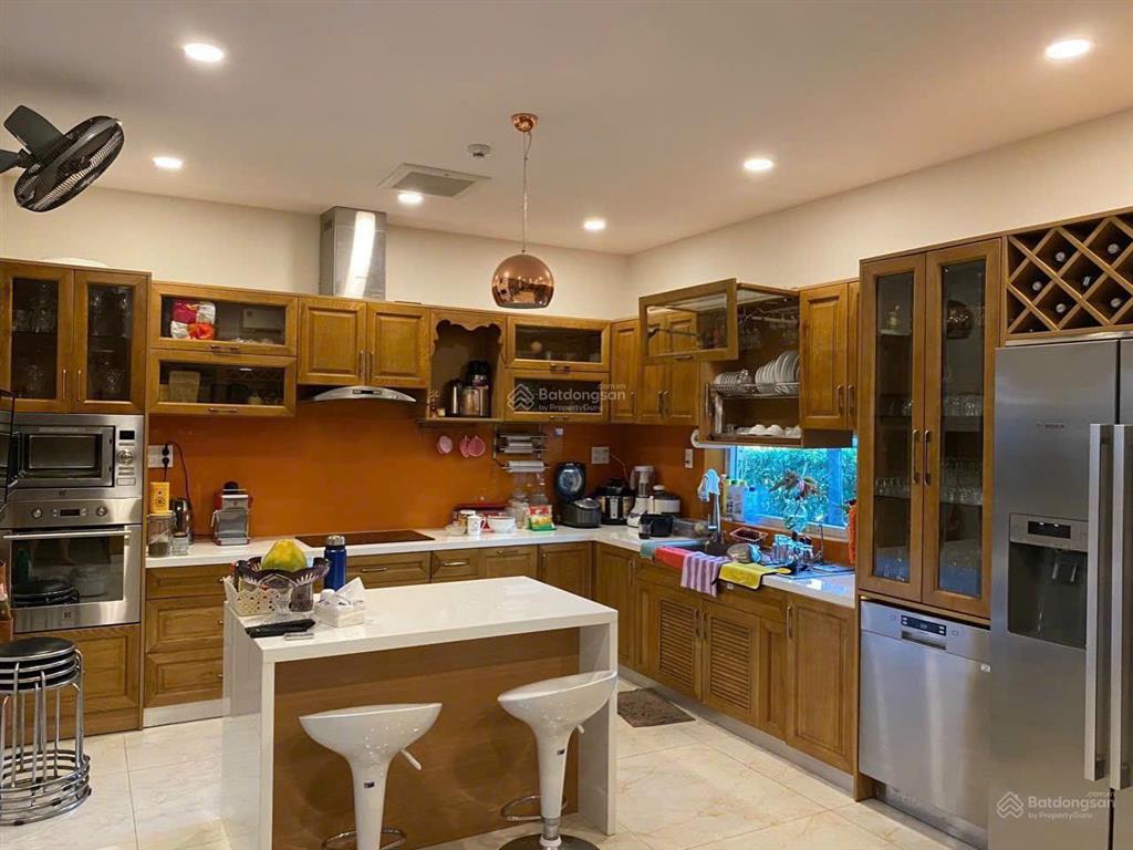 Chính chủ bán biệt thự đơn lập villa park tp thủ đức  379.5m2 (176m2 sân vườn)  sổ hồng trao tay