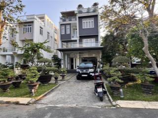 Chính chủ bán biệt thự đơn lập villa park tp thủ đức  379.5m2 (176m2 sân vườn)  sổ hồng trao tay