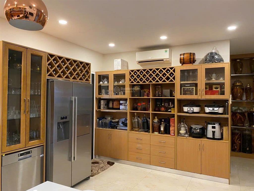 Chính chủ bán biệt thự đơn lập villa park tp thủ đức  379.5m2 (176m2 sân vườn)  sổ hồng trao tay