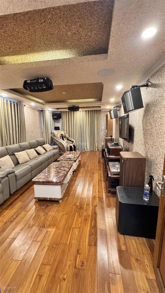 Chính chủ bán biệt thự đơn lập villa park tp thủ đức  379.5m2 (176m2 sân vườn)  sổ hồng trao tay