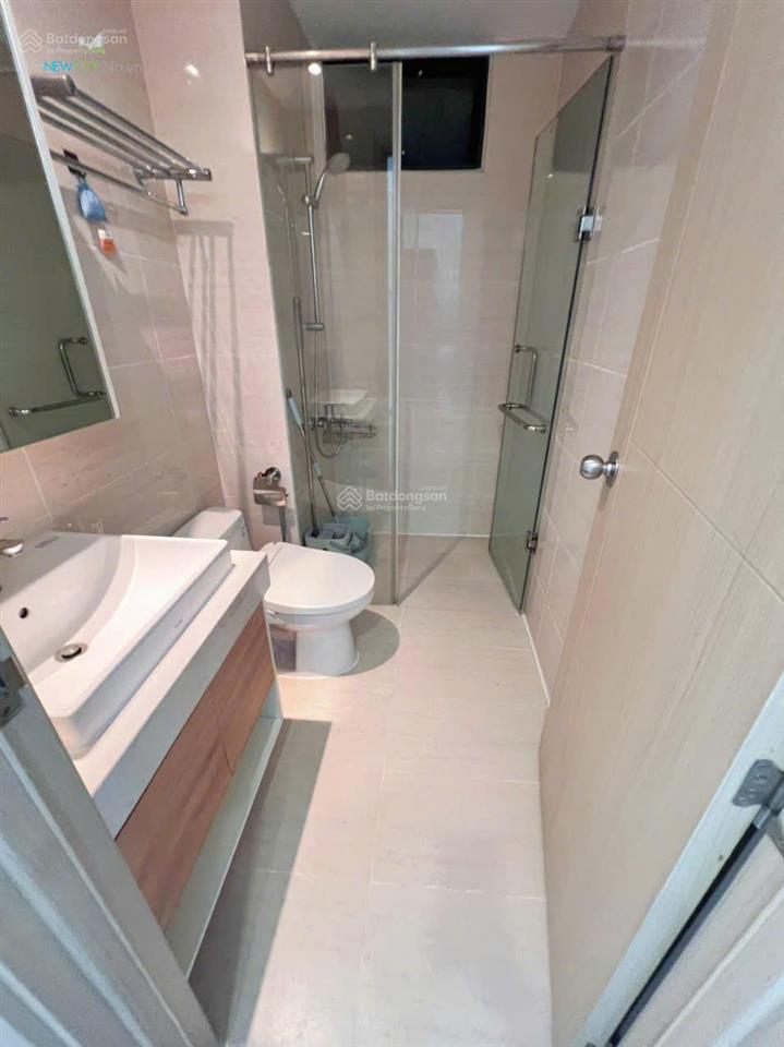 Cho thuê ch 2pn, 2wc, 61m2 tại new city thủ thiêm, tầng cao, view hồ bơi