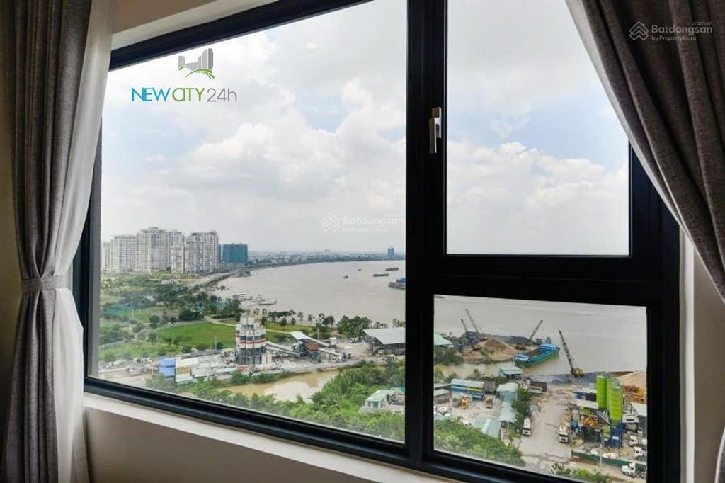 Newcity24h cho thuê 3pn view sông 23tr net. tầng cao