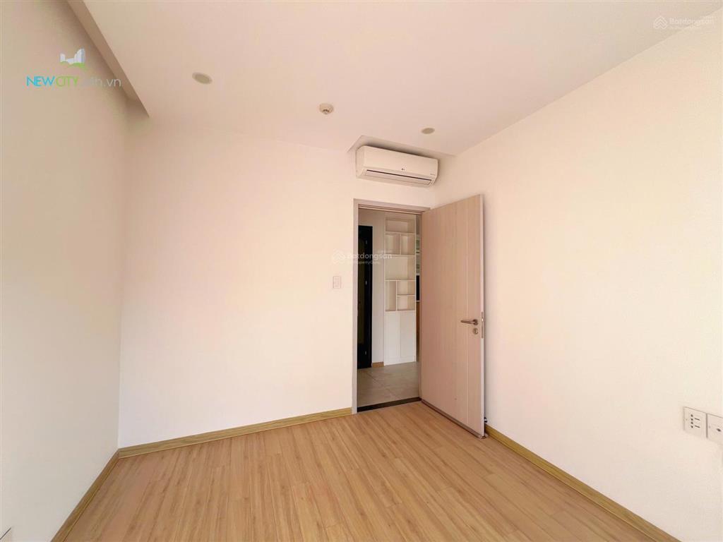 New city thủ thiêm | cho thuê 3pn ntcb  nhà trống, bếp toilet full, 4ml & rèm cửa