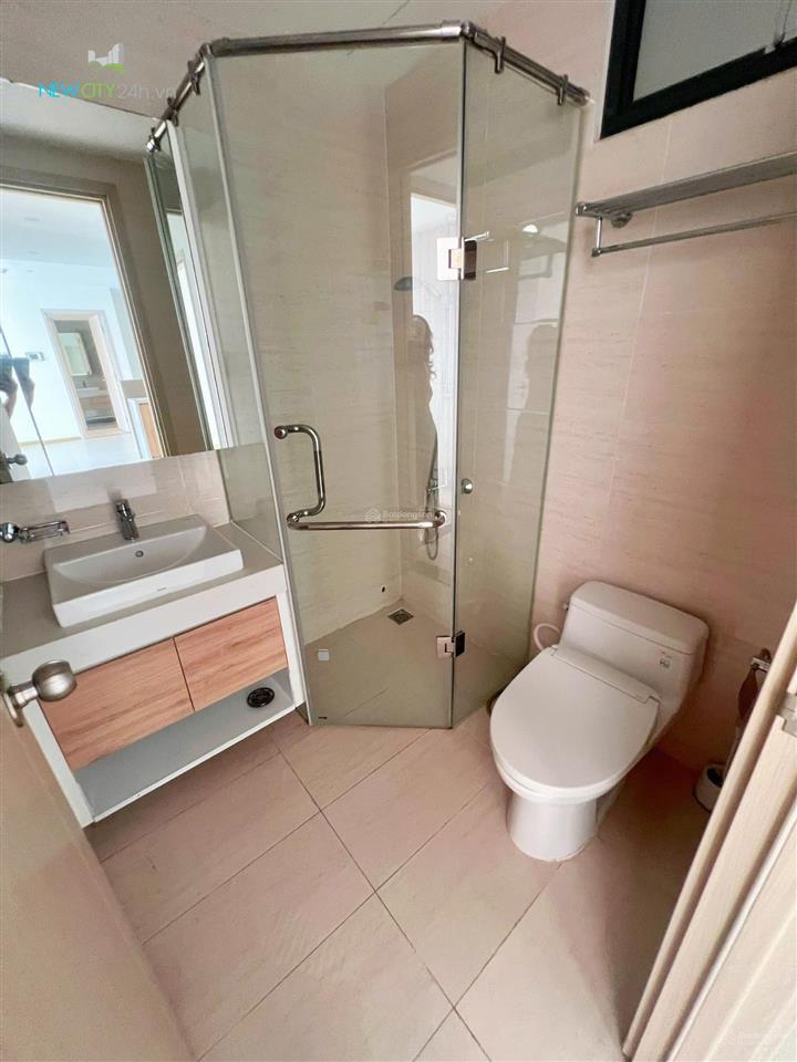 New city thủ thiêm | cho thuê 3pn ntcb  nhà trống, bếp toilet full, 4ml & rèm cửa