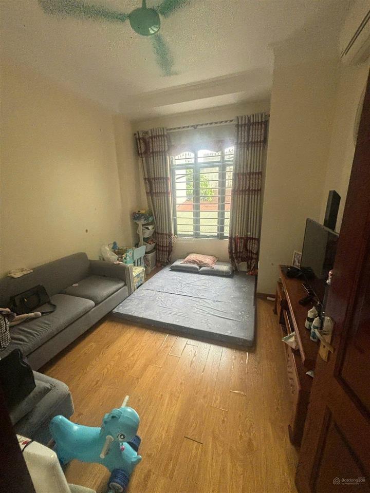 Nhà đẹp cho thuê ở ngay đa sỹ, kiến hưng, hà đông