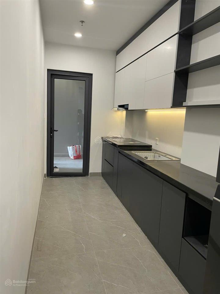Cho thuê cc 2pn, 2wc, 83m2 full đồ dùng tại chung cư the wisteria, giá ưu đãi 12 triệu vnd