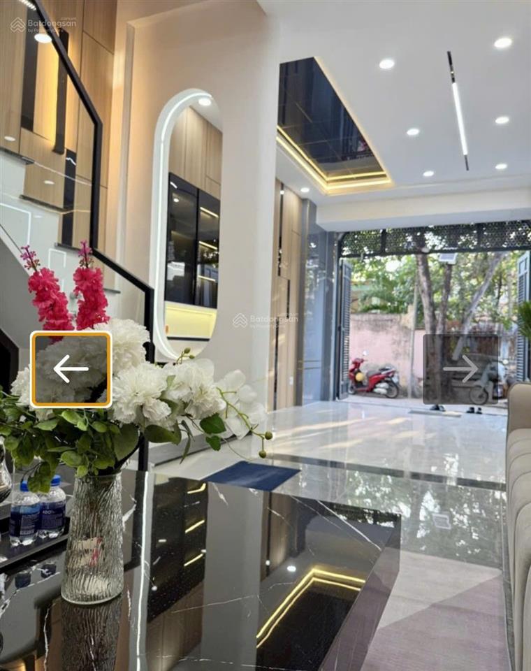 Chính chủ bán căn nhà mới đẹp an phú đông đường xe hơi 4 tầng 60m2 chỉ nhỉnh 6 tỷ