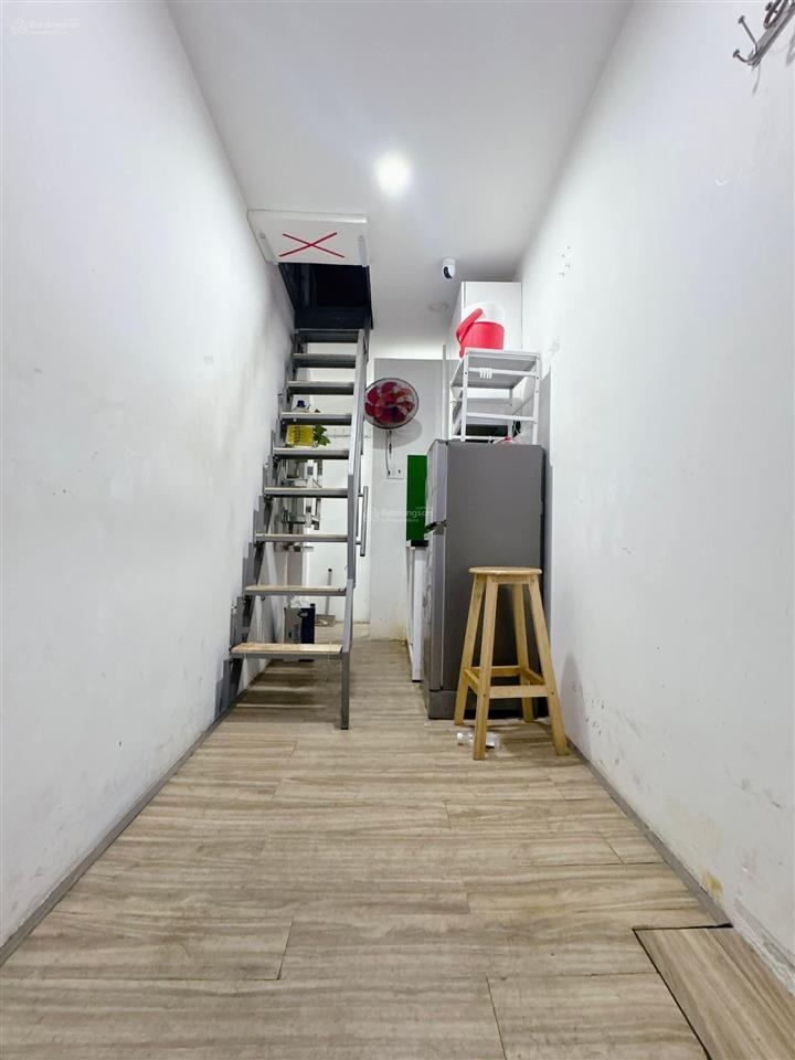 Bán căn nhà hxh 11m2 đường đinh tiên hoàng 2 khu để ngủ chỉ 1,85 tỷ
