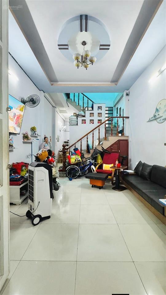 Bán căn nhà giá tham khảo tốt trong khu vực 46m² hẻm rộng rãi quận 12 chỉ nhỉnh 3 tỷ