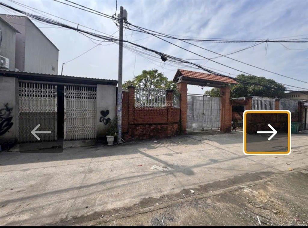 Bán lô đất dt khủng gần 1300m2 rẻ nhất khu vực.
an phú đông quận 12 đường xe tải chỉ hơn 18 tỷ