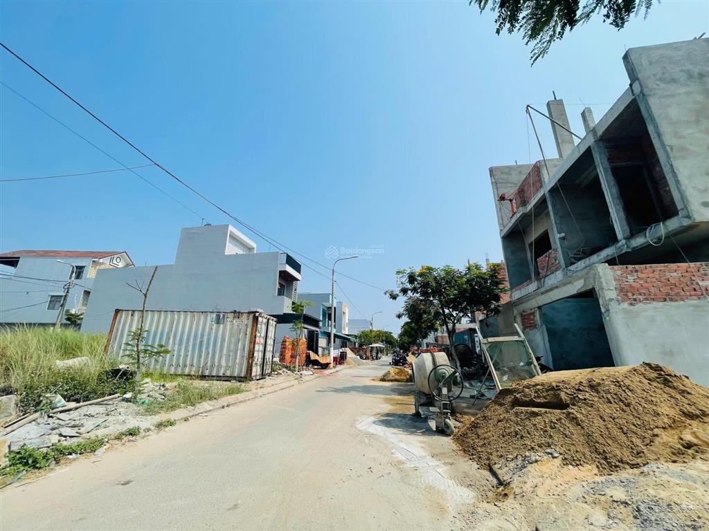 Bán gấp đất 2 mặt tiền  giá 5,2 tỷ  bùi bỉnh uyên  hòa hải  ngũ hành sơn