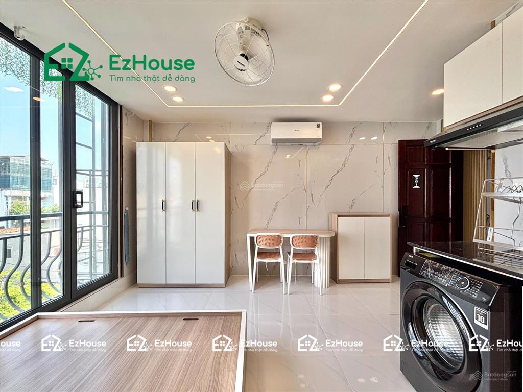 Khai trương dự án mới full nội thất có ban công ngay công viên làng hoa