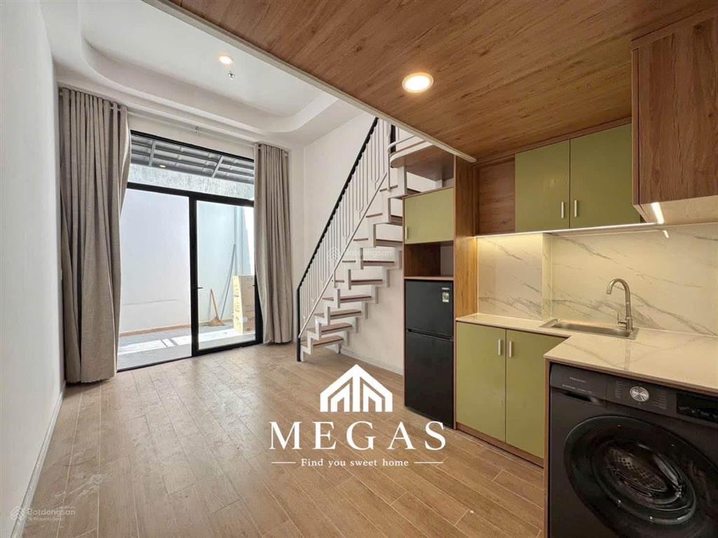 Duplex sân vườn gần cv làng hoa full nội thất, giá từ 5tr8