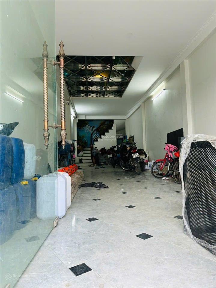 Bán nhà lô góc xã bích hoà, huyện thanh oai. kinh doanh đỉnh. nhà mới đẹp. dt 54m2 5 tầng 14,7 tỷ