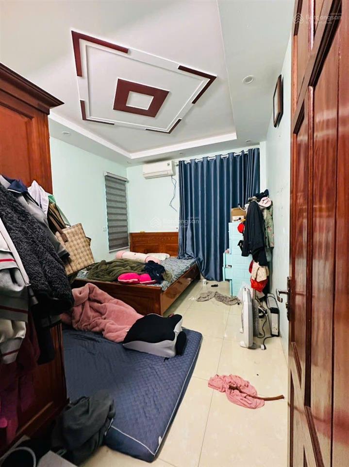 Bán nhà lô góc xã bích hoà, huyện thanh oai. kinh doanh đỉnh. nhà mới đẹp. dt 54m2 5 tầng 14,7 tỷ