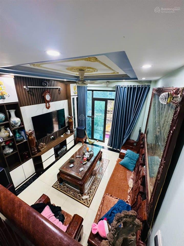 Bán nhà lô góc xã bích hoà, huyện thanh oai. kinh doanh đỉnh. nhà mới đẹp. dt 54m2 5 tầng 14,7 tỷ