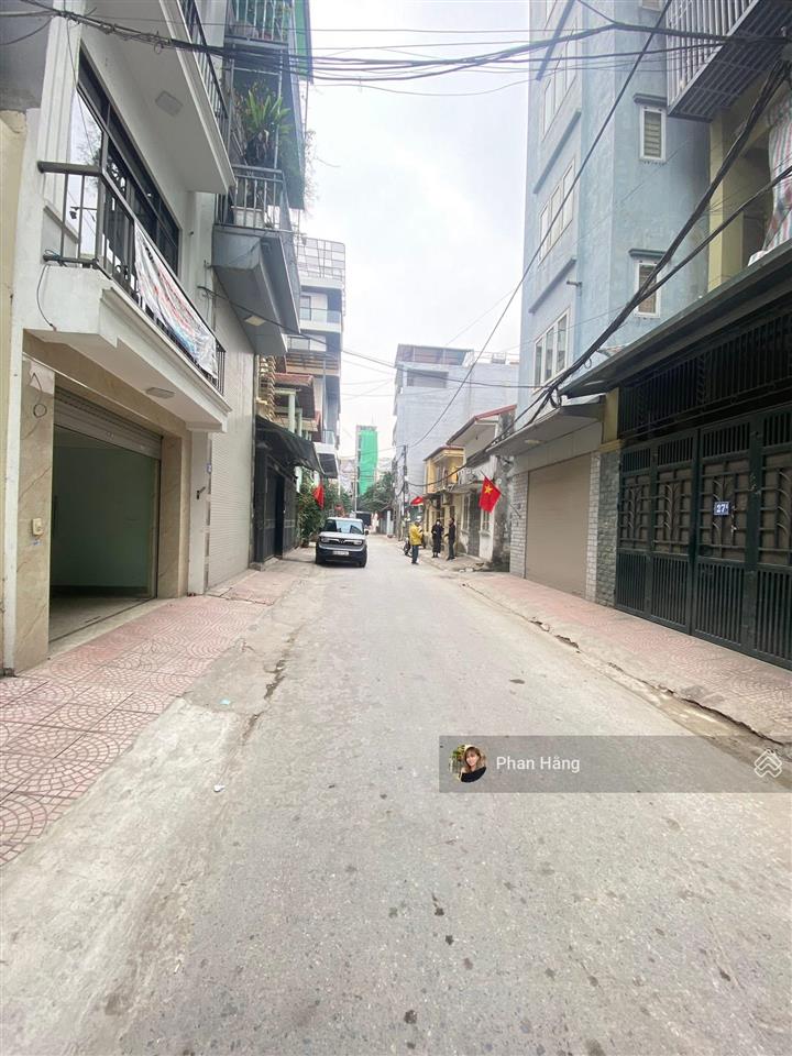 Bán nhà nguyễn sơn  khu phân lô dân trí cao  oto tránh  mặt tiền lớn vuông vắn