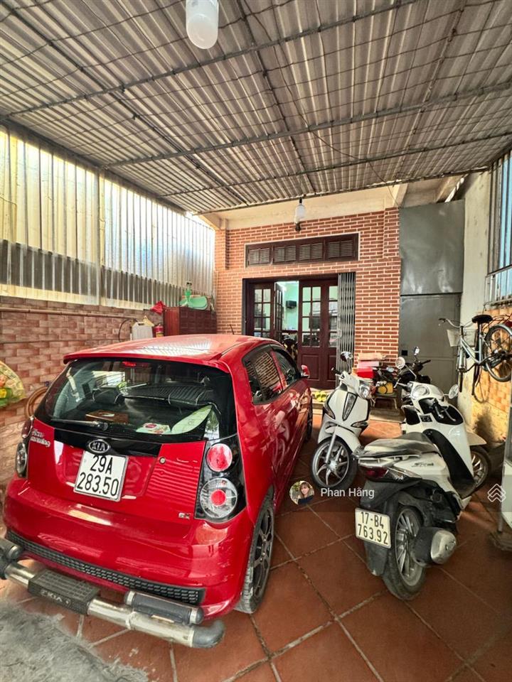 Bán đất tặng nhà 3 tầng ngọc thuỵ  oto ngủ  mặt ngõ thông thẳng tắp gần phố