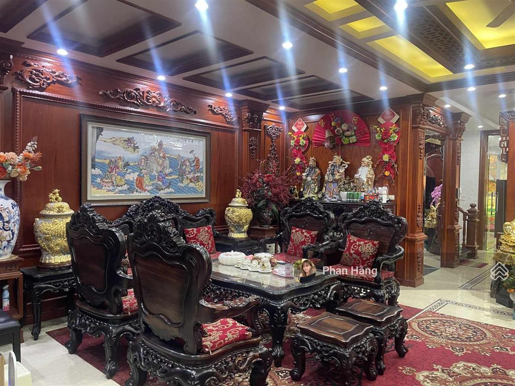 Bán nhà sân vườn ái mộ bồ đề  oto ngủ  khu dân trí cao