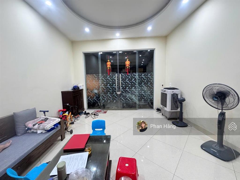 Bán nhà ái mộ  khu dân trí cao  ngõ oto tránh  10m ra mặt phố