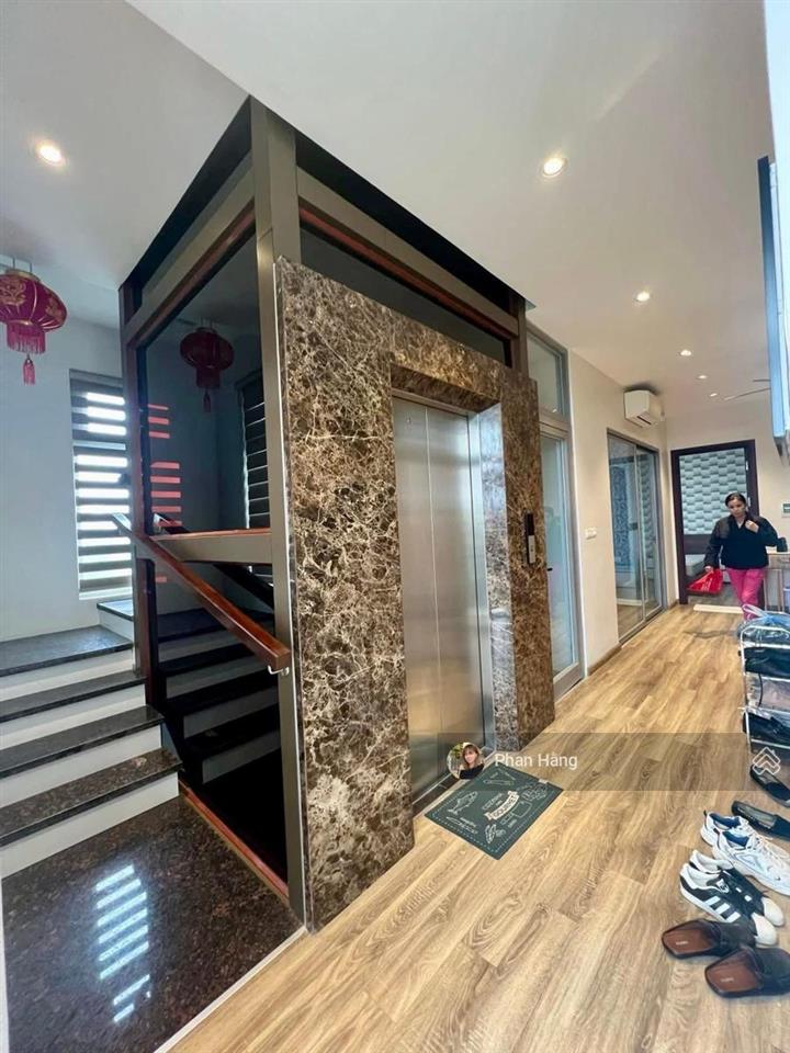 Bán biệt thự lô góc  vinhomes riverside  2 mặt tiền cực vip ngay trục chính vào kđt