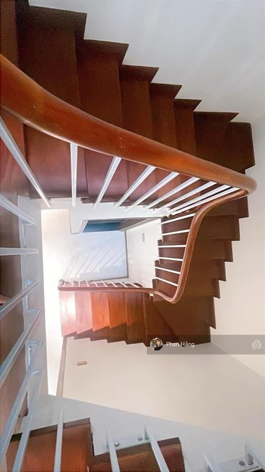 Bán biệt thự nhà vườn kđt việt hưng  5t thang máy xịn  mới hoàn thiện hơn năm  vị trí siêu đẹp