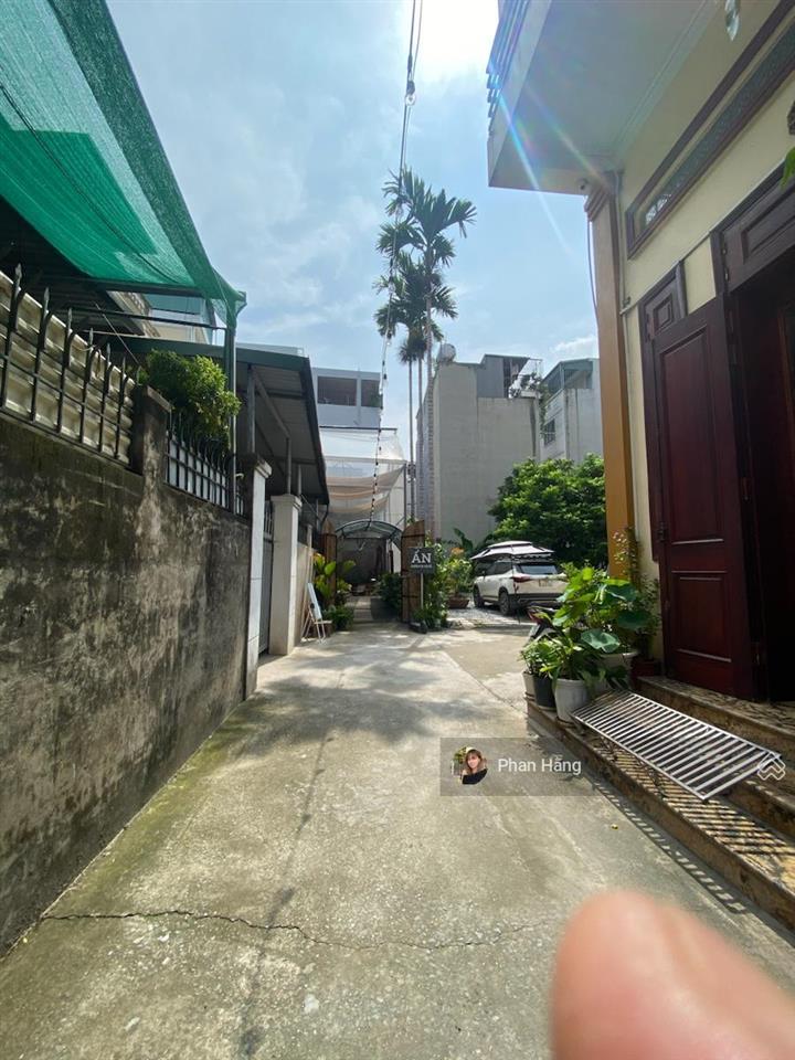 Bán nhà ngọc thụy  nội thất gỗ lim giá trị cao  oto đỗ cửa