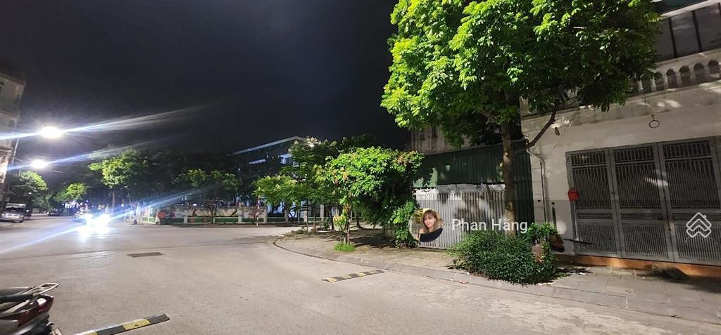 Siêu phẩm phân lô vip phố thanh am đặng vũ hỷ vỉa hè rộng 3 ô tô tránh vị trí vàng kinh doanh