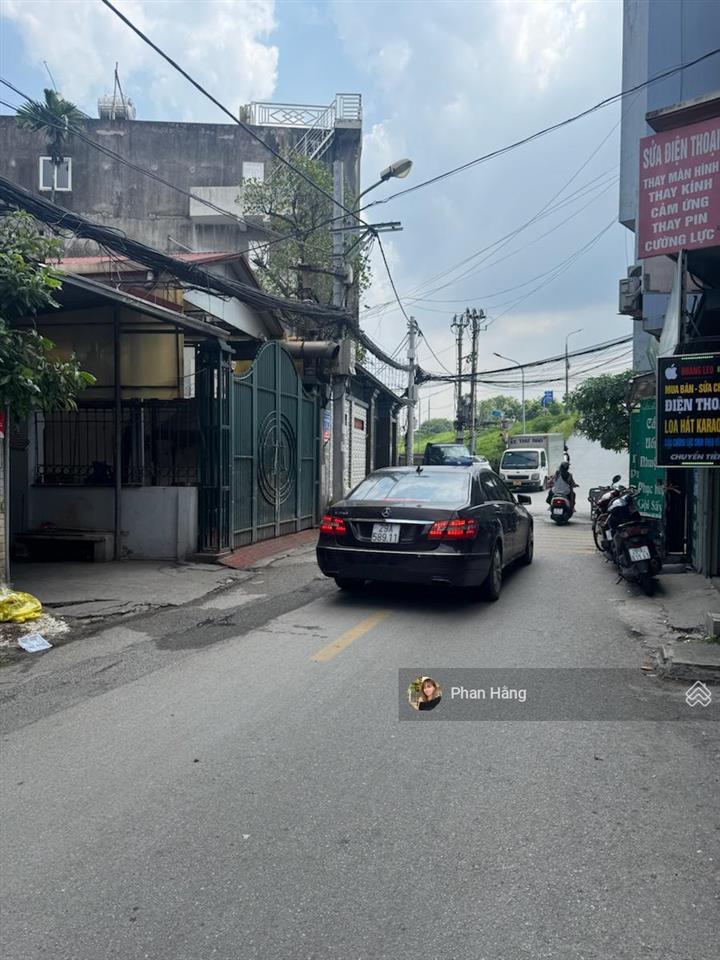 Bán nhà lâm du  lô góc 2 mặt oto  mặt tiền lớn  ngõ thông