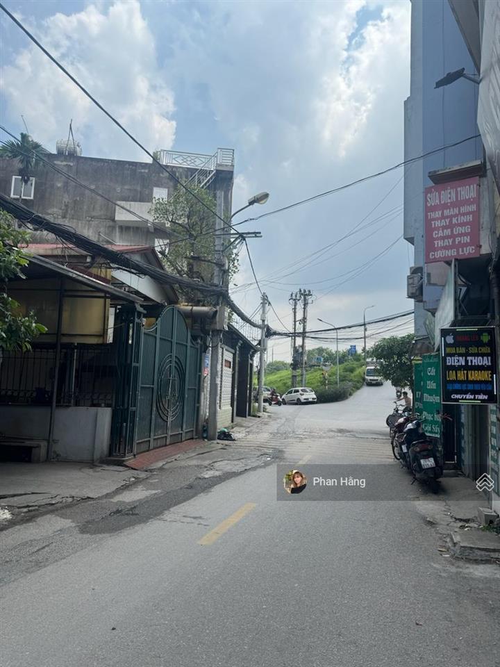 Bán nhà lâm du  lô góc 2 mặt oto  mặt tiền lớn  ngõ thông