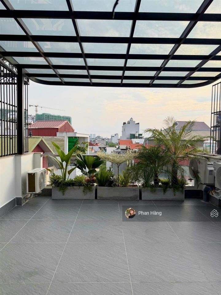 Bán nhà phố tư đình full nội thất gara 2 ô tô
6 tầng thang máy full nội thất cao cấp
