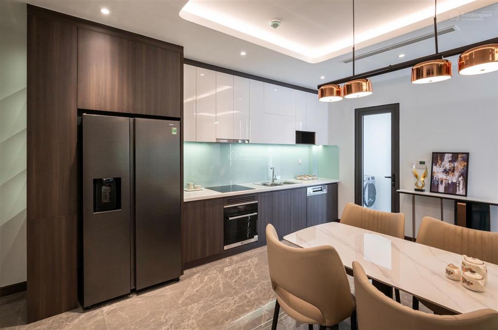 Cần bán nhanh căn góc 1208  64m2 tại dự án gloria full nội thất đẹp.