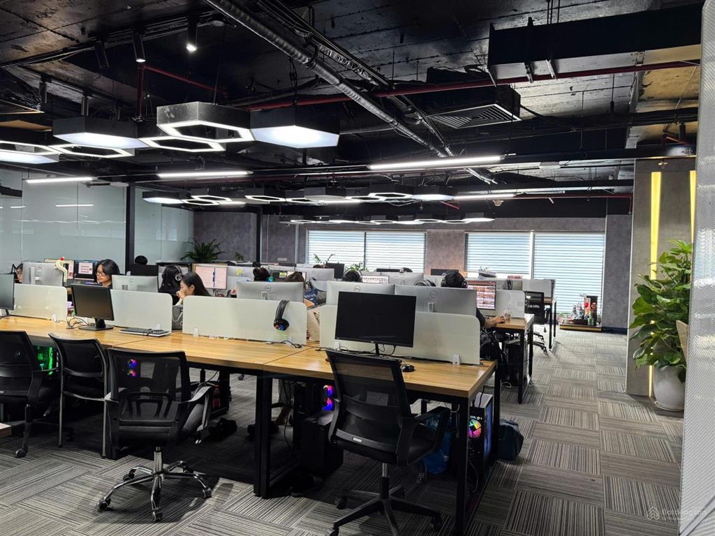 Chính chủ cho thuê sàn văn phòng tầng 20 tòa nhà ngọc khánh plaza