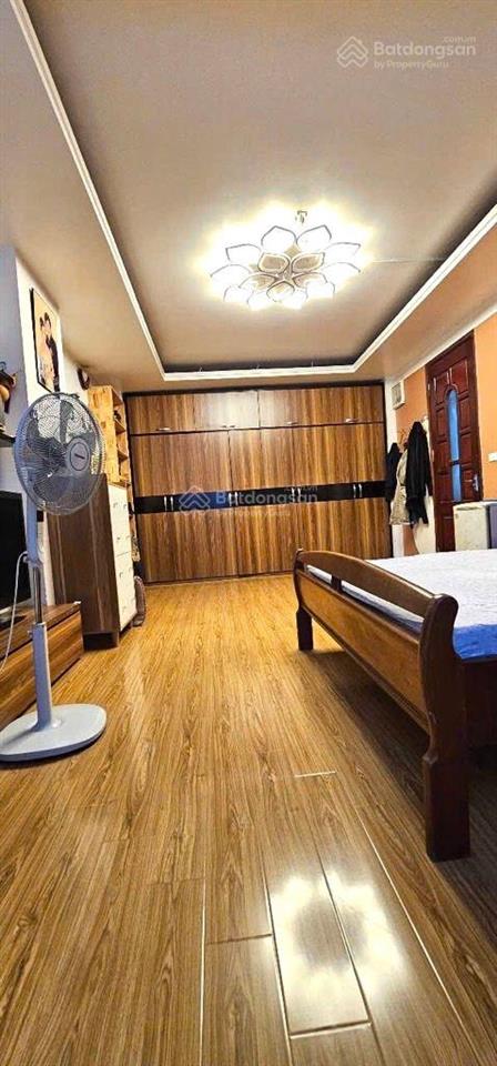 Ô tô ngủ trong nhà  dân xây  phố lạc trung  60m  full nội thất  chỉ nhỉnh 1x tỷ phố lạc