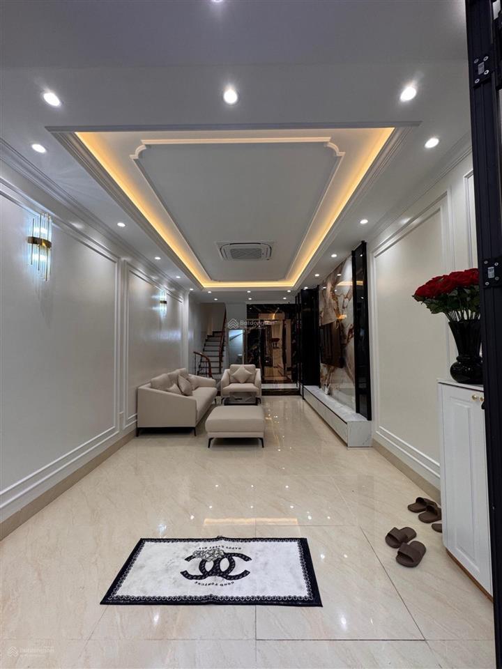 Giáp bát  tài chính hơn 10 đồng  50m  ô tô đỗ cửa  kinh doanh  thang máy  full nội thất