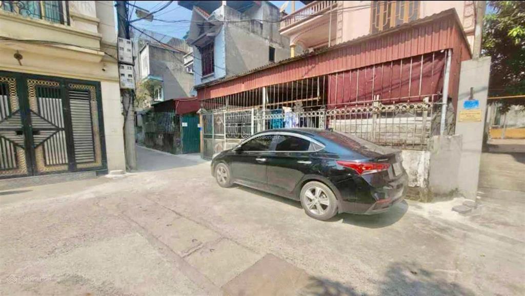 Giá trị cần bán thửa đất đẹp quận long biên 50m2hơn 6 tỷlô góc  ô tô mặt tiềm 5mpháp lý rỏ ràn