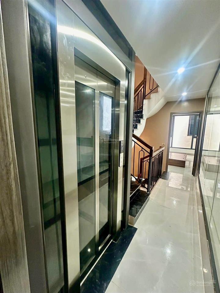 Hơn 9 tỷ bán nhà thạch bàn 58m25 tầng thang máyô tô đỗ cổngfull nội thấtpháp lý chuẩn
