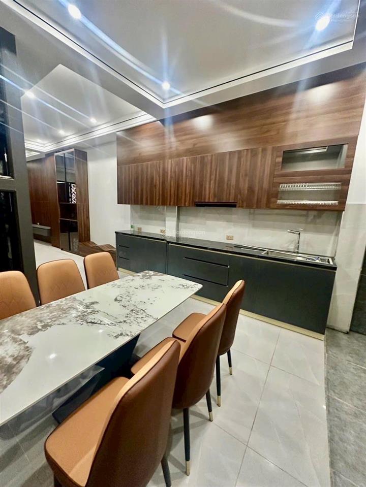 Hơn 9 tỷ bán nhà thạch bàn 58m25 tầng thang máyô tô đỗ cổngfull nội thấtpháp lý chuẩn