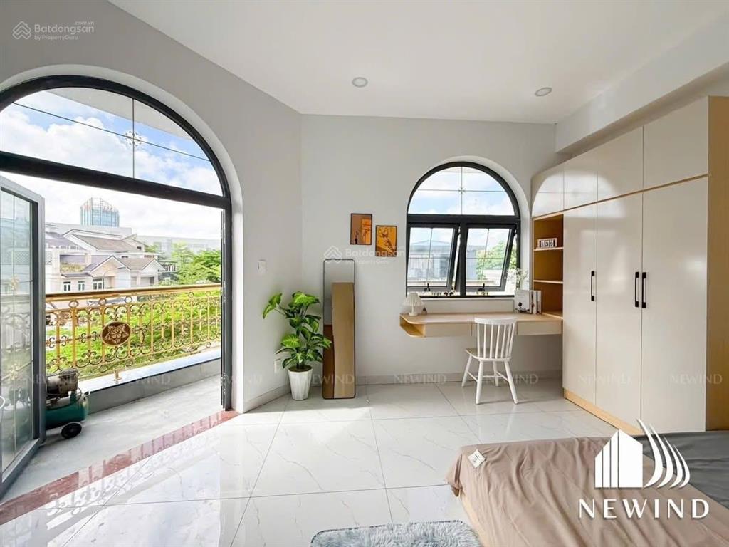 Khai trương studio balcony new 100% huỳnh văn bánh phú nhuận gần cầu công lý  bờ kè trường sa