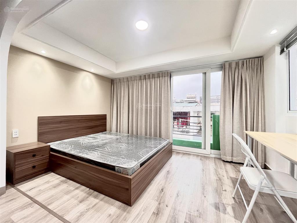 Khai trương studio balcony + mgr quận phú nhuận gần ẩm thực phan xích long  bờ kè trường sa