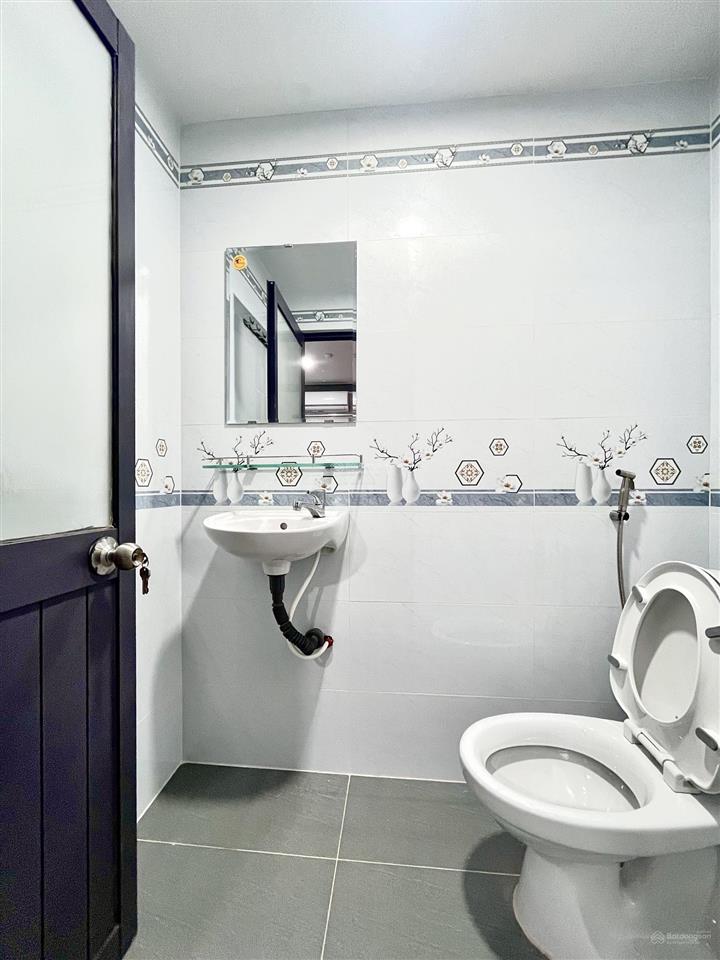 Khai trương studio balcony + mgr quận phú nhuận gần ẩm thực phan xích long  bờ kè trường sa