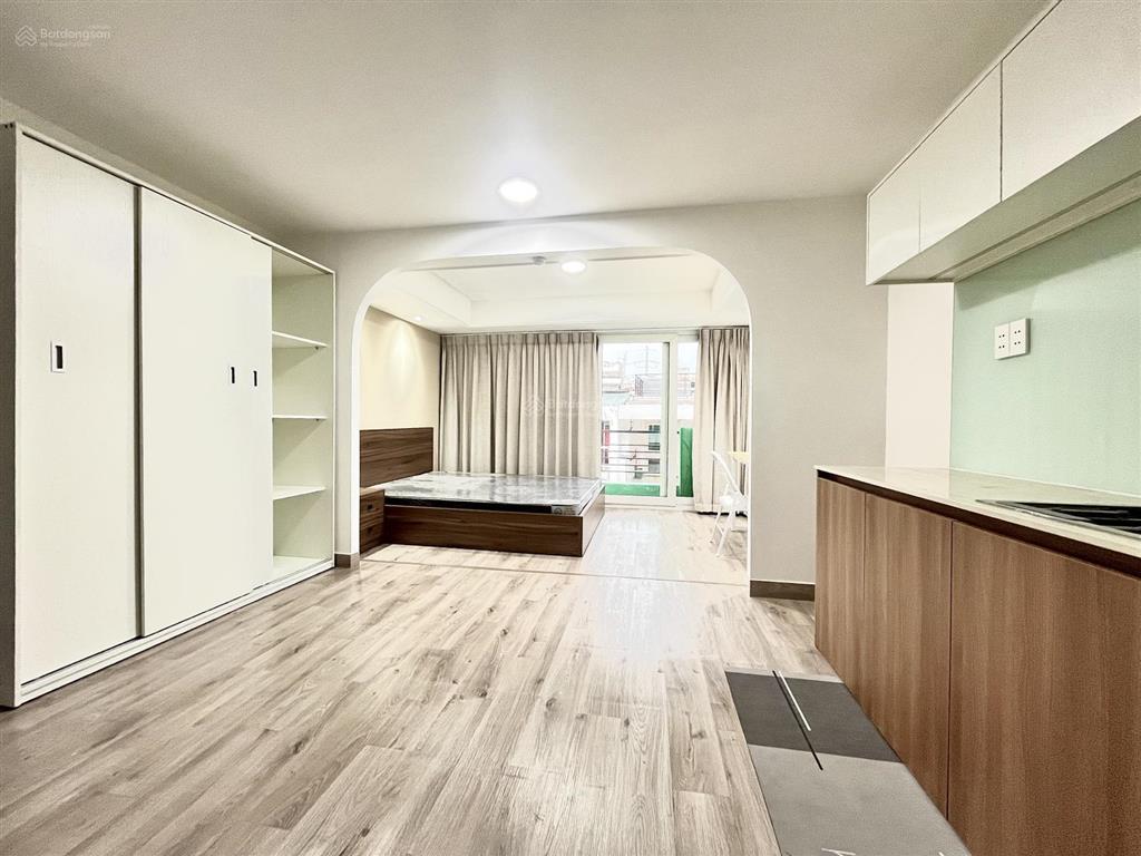 Khai trương studio balcony + mgr quận phú nhuận gần ẩm thực phan xích long  bờ kè trường sa