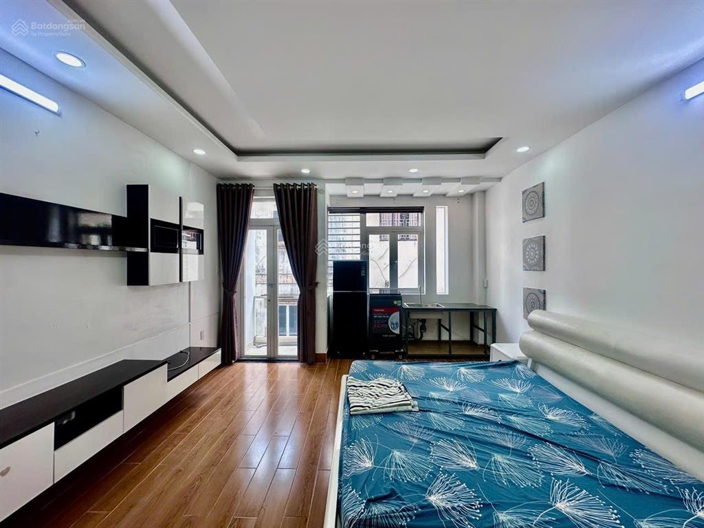 Studio balcony + mgr 50m2 ngay đường phan đăng lưu gần ẩm thực phan xích long  ngã tư phú nhuận