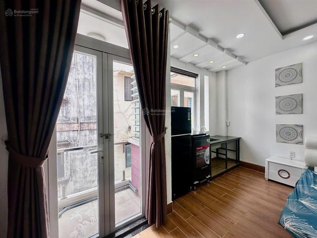 Studio balcony + mgr 50m2 ngay đường phan đăng lưu gần ẩm thực phan xích long  ngã tư phú nhuận