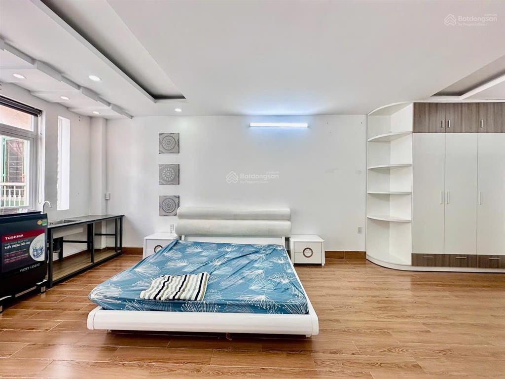 Studio balcony + mgr 50m2 ngay đường phan đăng lưu gần ẩm thực phan xích long  ngã tư phú nhuận