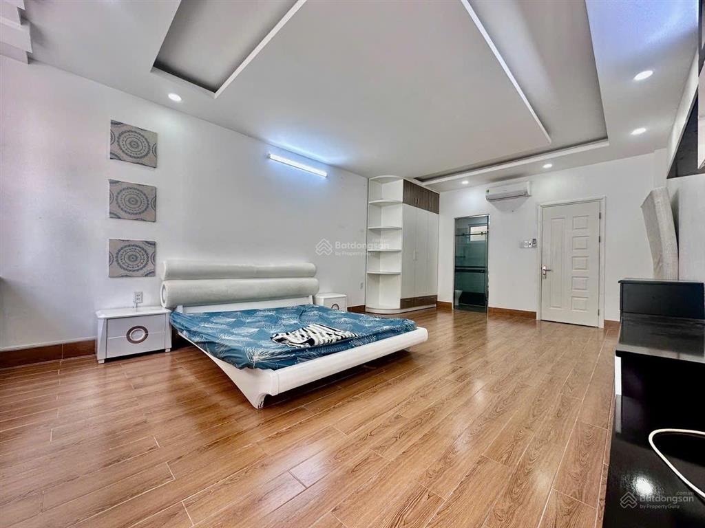 Studio balcony + mgr 50m2 ngay đường phan đăng lưu gần ẩm thực phan xích long  ngã tư phú nhuận