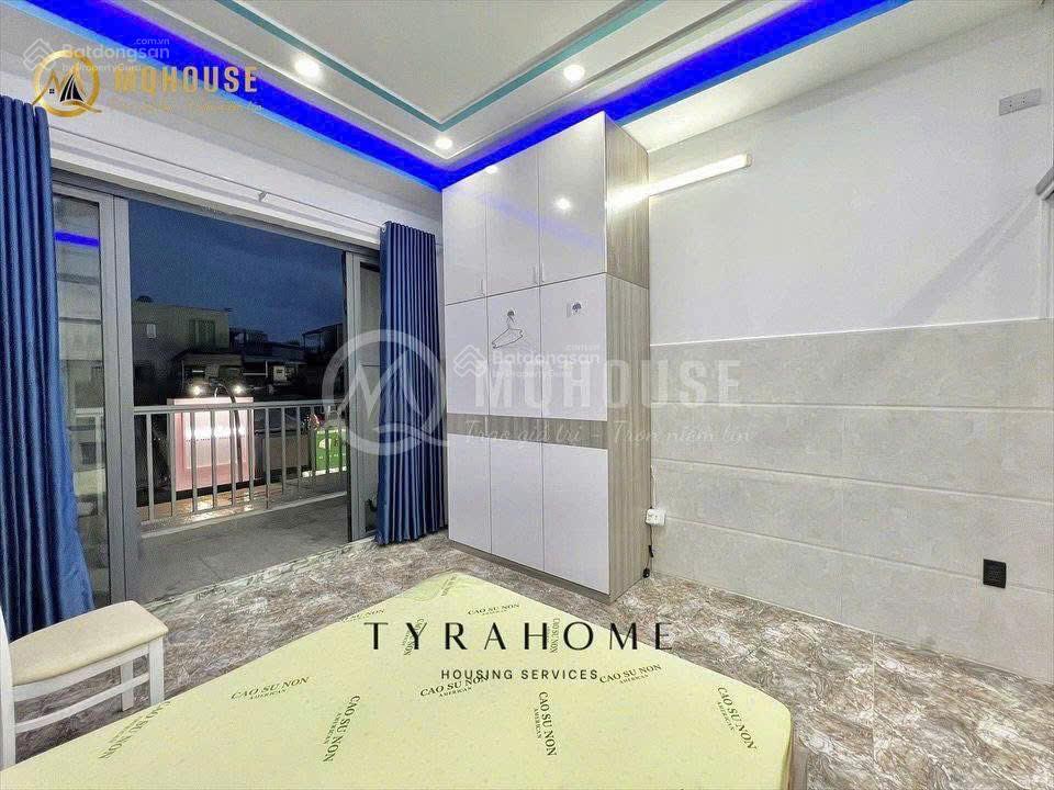 Căn hộ 1pn balcony  thang máy tại phan đình phùng gần cầu kiệu  bợ kè trường sa ngã tư phú nhuận